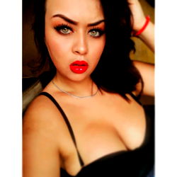 Stunning Amastahooooo: A Captivating Beauty,