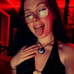 Onlyfans Model Princess Pink Takes a Playful Selfie