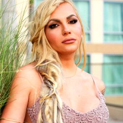 Alicia Ebol | Onlyfans Model