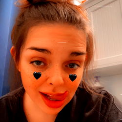 Alannahyo on OnlyFans, 20s Female