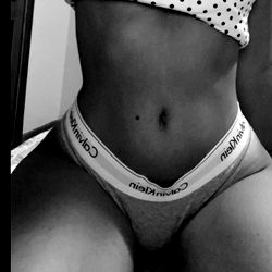 Intimate Apparel Model Anna Anna in Lingerie