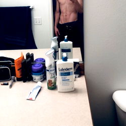 Anchorage Model President in Bathroom