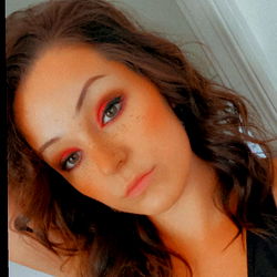 Dixie_bell: A Captivating Model