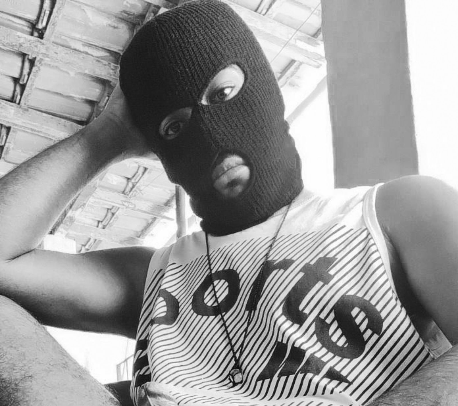 𝕄𝕒𝕤𝕜𝕖𝕕 𝕗𝕣𝕠𝕞 ℝ𝕚𝕠 ❤️‍🔥🌊 photo