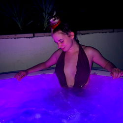 Mytsu Scarlet's Poolside Escapade