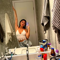 AiAshleyCodes Posing in Bathroom Mirror