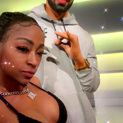 Intimate Photoshoot with Itty-Bitty, West Coast