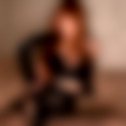 Julia Pearl๐ photo