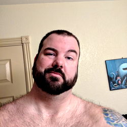 Aiden_Storm, a Phoenix, Arizona-based fitness model and influencer showcasing his workout routine and progress.