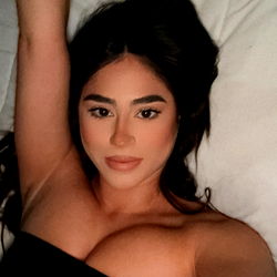 Model Val in California