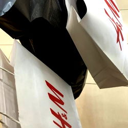 Angel Feet's Shopping Spree