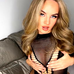 MichelleExclusive photo