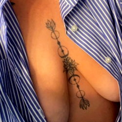 MARIPOSA LATTINA photo