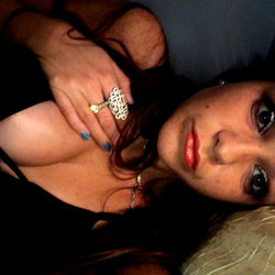 Alena, a USA-based OnlyFans model