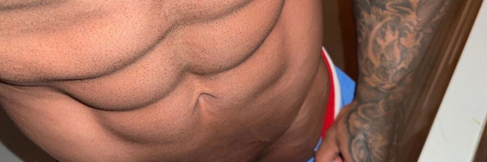 Imanol Brown VIP PAGE Top 0.1% photo