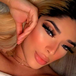 Model Bambii from Los Angeles, Ca - Elegant and Alluring