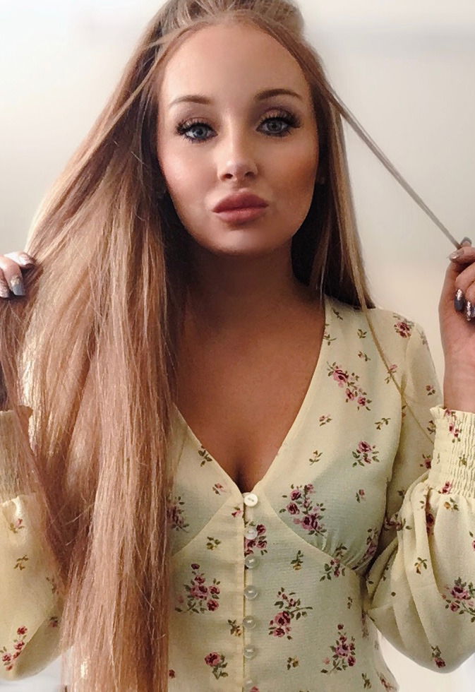 Adriana Thomas photo