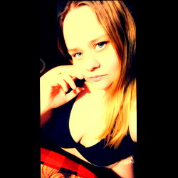 Onlyfans Model Natasha, Posed in a Casual and Attractive Way