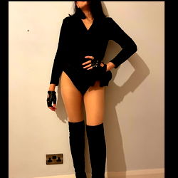 AznHeroine - Superheroine peril