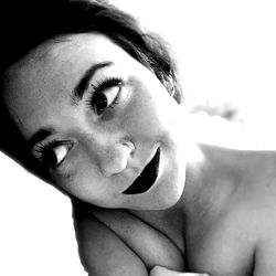 Striking Avienne Grey: The Ultimate OnlyFans Experience