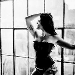 Mandy - Striking OnlyFans Model Pose