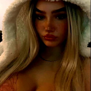 Birdie ๐ธ๐ปโค๏ธ photo