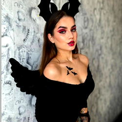 OnlyFans Model in Cosplay