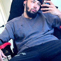 A Relaxing Max from Chicago