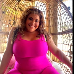 Curious Caroline: A Vision in Pink