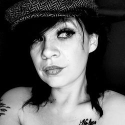 Ravella - The Sorrowful Midwest: A Model for Onlyfans