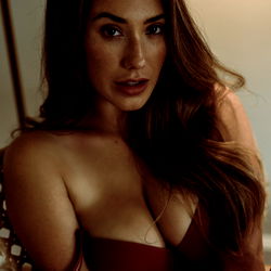 Eva Lovia Free photo