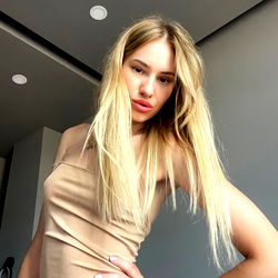 ✨ Dreamy Molly✨ photo