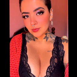 Lety 🍑 from Brasil