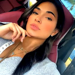 Keliah, Onlyfans Model Pose for Car Photo