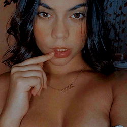 Andrea Silva๐ฅ photo