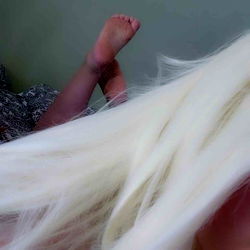 Cloe SoCal Model's Long Blonde Hair