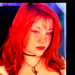 Flooziy's Colorful Eye Makeup