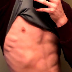 Alex Bittencourt, the Fit OnlyFans Model