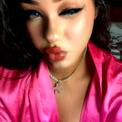 OnlyFans Model Yours Truly