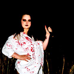 Alice Wanderland, Onlyfans Model in Spooky White