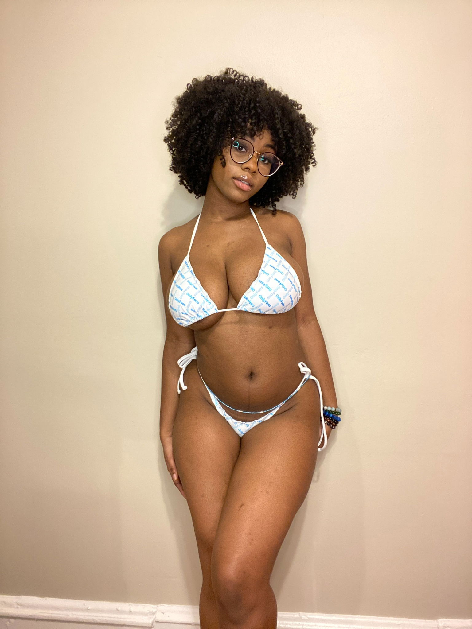 🌸 𝐁𝐨𝐧𝐧𝐢𝐞 🌸 photo