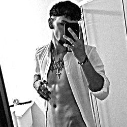 Andrés Showing off Abs