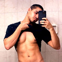 Alex Duque - OnlyFans Model, TikTok