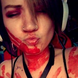 Aria de Noire, a gothic horror makeup enthusiast, takes on Twitch gaming streams with her spooky looks.