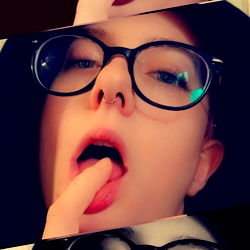 Three-part series of Alliy.rose on Onlyfans,