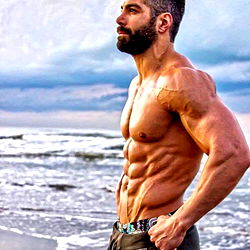 Onlyfans Model Iman Ghobadi