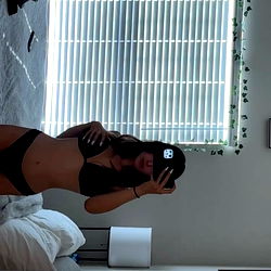 Onlyfans Model Jordan Love in Intimate Photoshoot