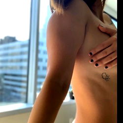 Amber's Stunning OnlyFans Photoshoot