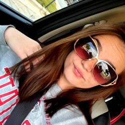 Brooke Lange - Onlyfans Model