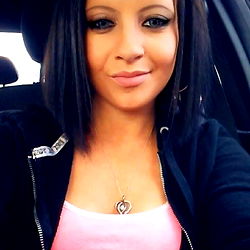 Alexis Starr, 25 year old influencer from Iowa